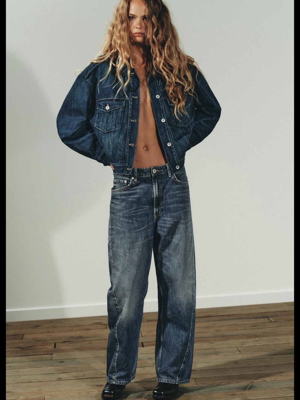 2 pairs of Zara jeans for 1 69$